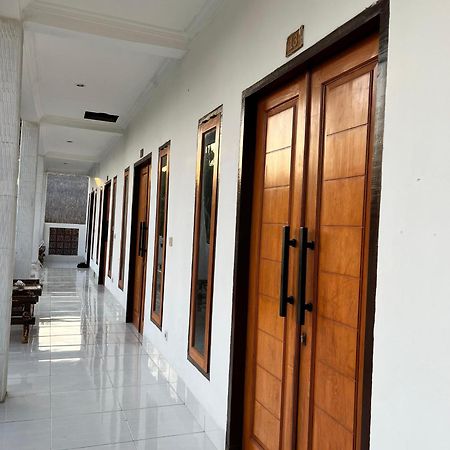 Bale Sunrise Hotel Gili Trawangan Exterior photo