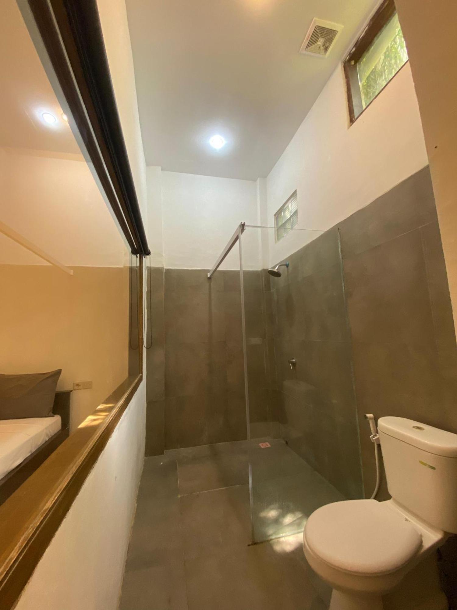 Bale Sunrise Hotel Gili Trawangan Exterior photo